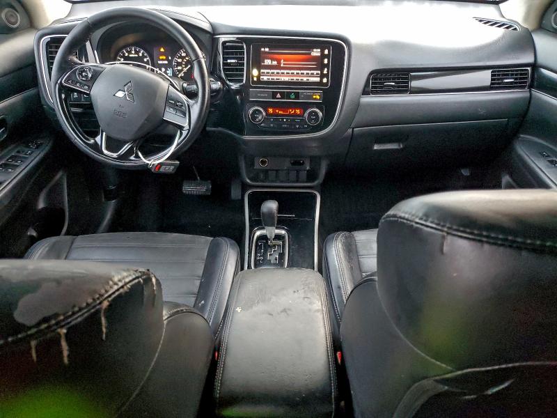 Photo 8 from auction – 2019 MITSUBISHI OUTLANDER with VIN JA4AD3A36KZ024749