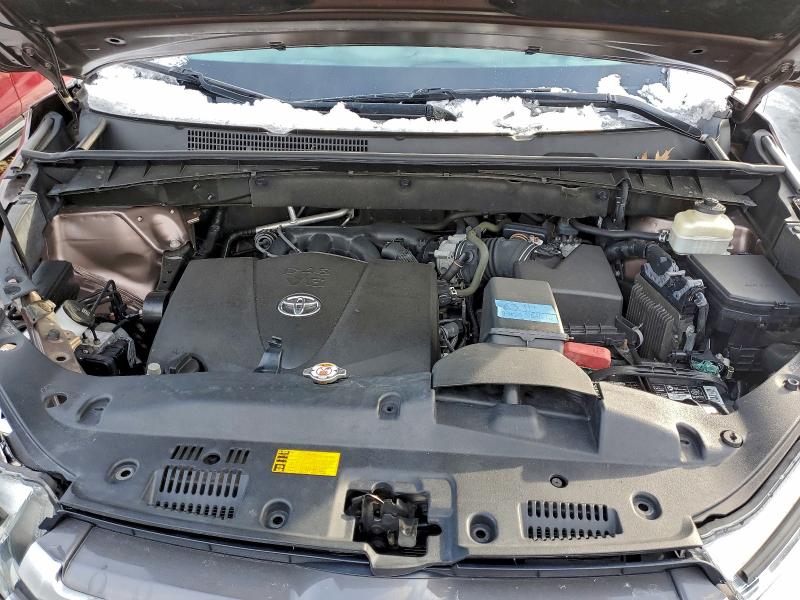 Photo 12 from auction – 2018 TOYOTA HIGHLANDER with VIN 5TDJZRFHXJS904187