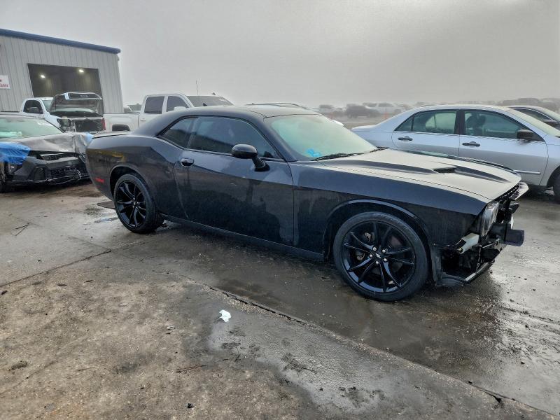 Photo 4 from auction – 2018 DODGE CHALLENGER with VIN 2C3CDZAG3JH339483