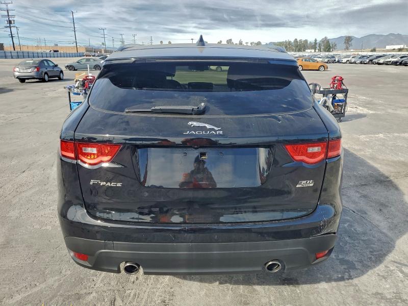 Photo 6 from auction – 2018 JAGUAR F-PACE PRE with VIN SADCJ2GX2JA287057