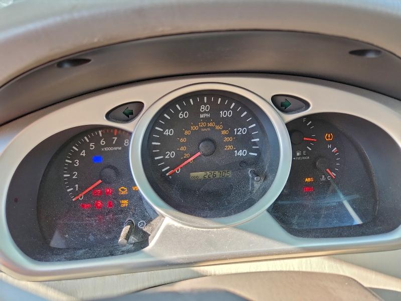 Photo 9 from auction – 2004 TOYOTA HIGHLANDER with VIN JTEGD21A440093726