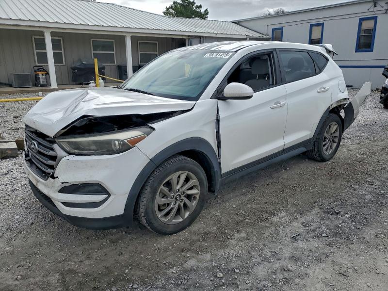 HYUNDAI TUCSON SE 2017 with VIN KM8J23A43HU494789 - Photo from auction