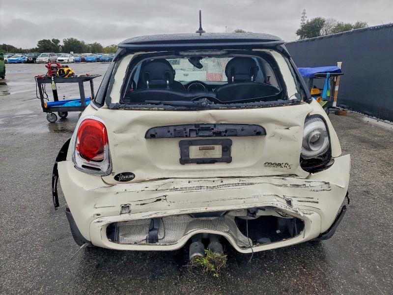 Photo 6 from auction – 2015 MINI COOPER S with VIN WMWXP7C5XF2A36883