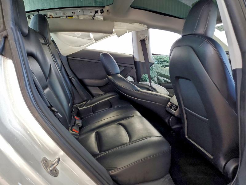 Photo 10 from auction – 2022 TESLA MODEL 3 with VIN 5YJ3E1EA9NF370183