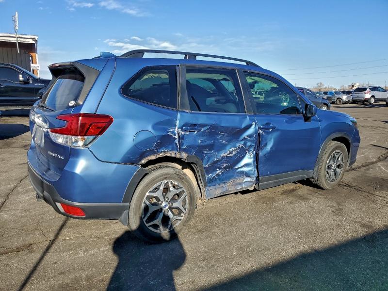 Photo 3 from auction – 2019 SUBARU FORESTER P with VIN JF2SKAEC3KH521103
