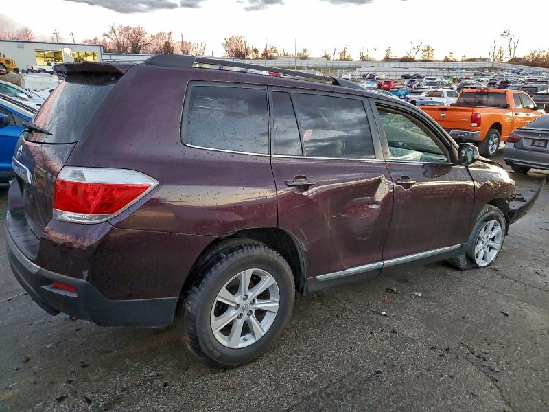 Photo 3 from auction – 2013 TOYOTA HIGHLANDER with VIN 5TDZK3EH2DS136473