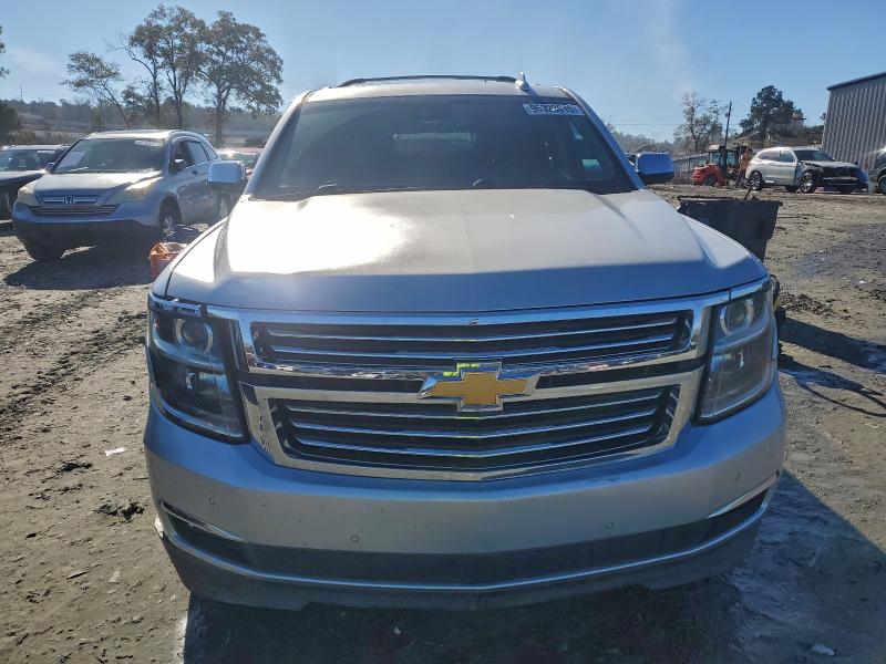 Photo 5 from auction – 2017 CHEVROLET SUBURBAN with VIN 1GNSCJKC8HR314359