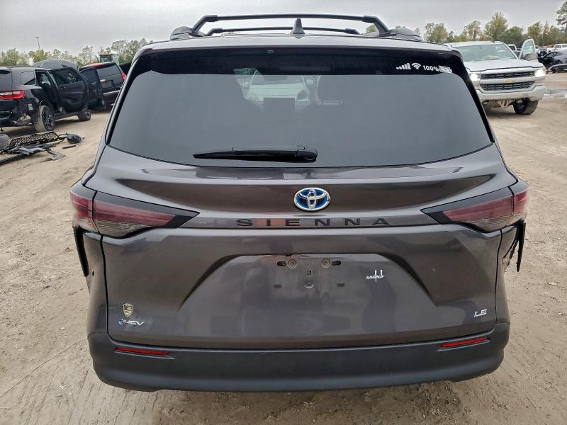 Photo 6 from auction – 2025 TOYOTA SIENNA LE with VIN 5TDKRKEC6SS239016
