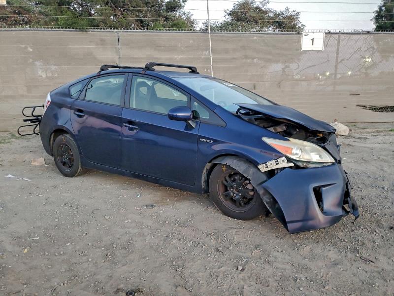 Photo 4 from auction – 2015 TOYOTA PRIUS with VIN JTDKN3DU3F0410728
