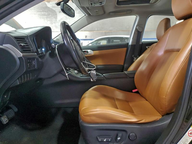 Photo 7 from auction – 2013 LEXUS CT 200 with VIN JTHKD5BH8D2146667