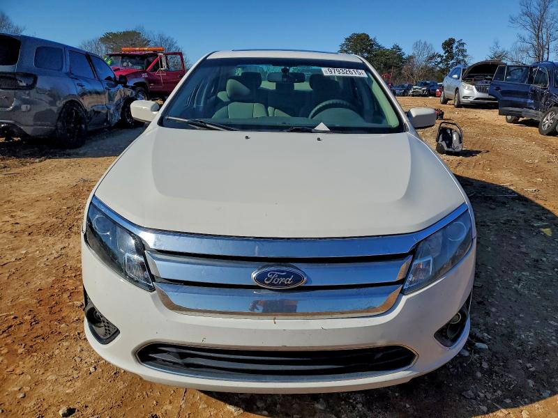 Photo 5 from auction – 2012 FORD FUSION SE with VIN 3FAHP0HA3CR148245