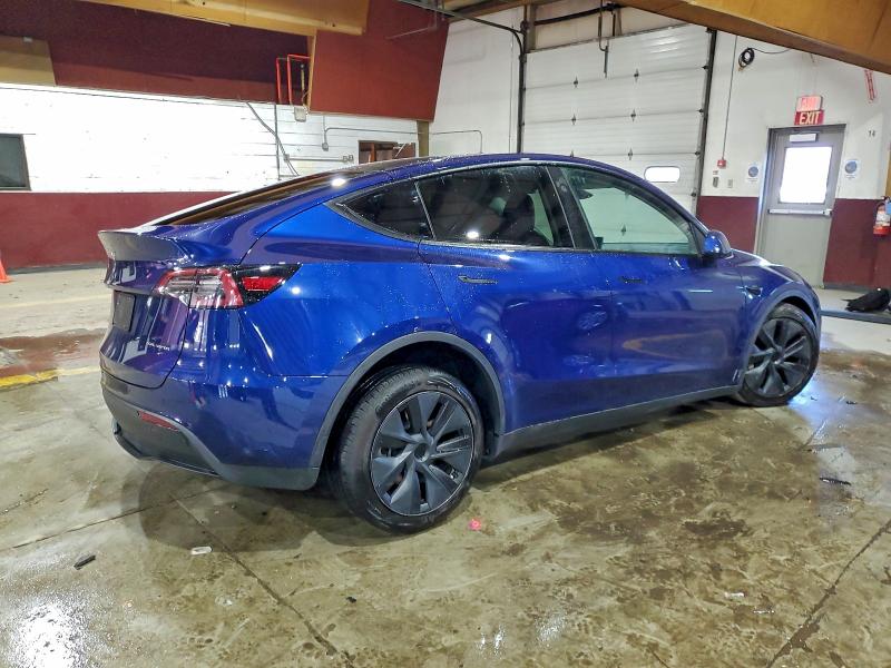 Photo 3 from auction – 2024 TESLA MODEL Y with VIN 7SAYGDEE8RA329182
