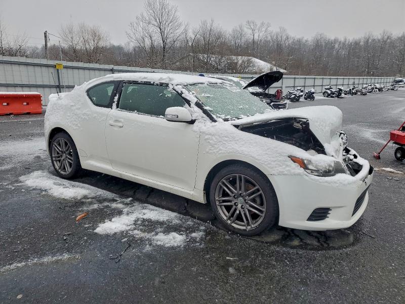 Photo 4 from auction – 2012 TOYOTA SCION TC with VIN JTKJF5C77C3026034