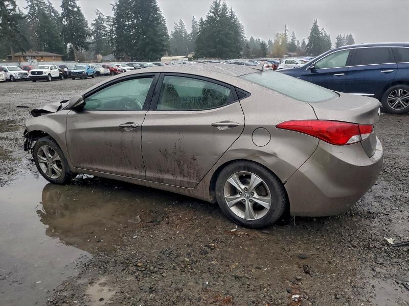 Photo 2 from auction – 2012 HYUNDAI ELANTRA GL with VIN 5NPDH4AE5CH137924