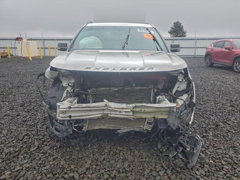 Photo 5 from auction – 2016 FORD EXPLORER with VIN 1FM5K8GT7GGA82403