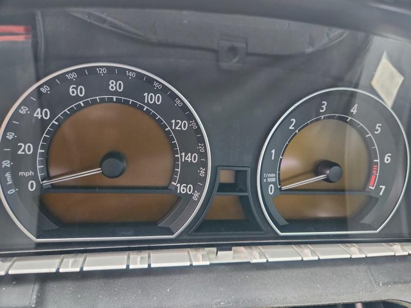 Photo 9 from auction – 2007 BMW 750 with VIN WBAHN83577DT67150