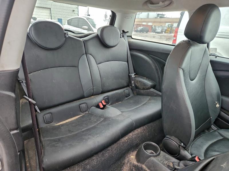 Photo 10 from auction – 2010 MINI COOPER with VIN WMWMF3C51ATU79678