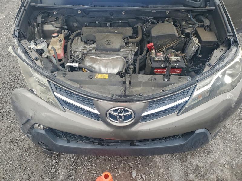 Photo 12 from auction – 2015 TOYOTA RAV4 XLE with VIN JTMRFREV4FD105379