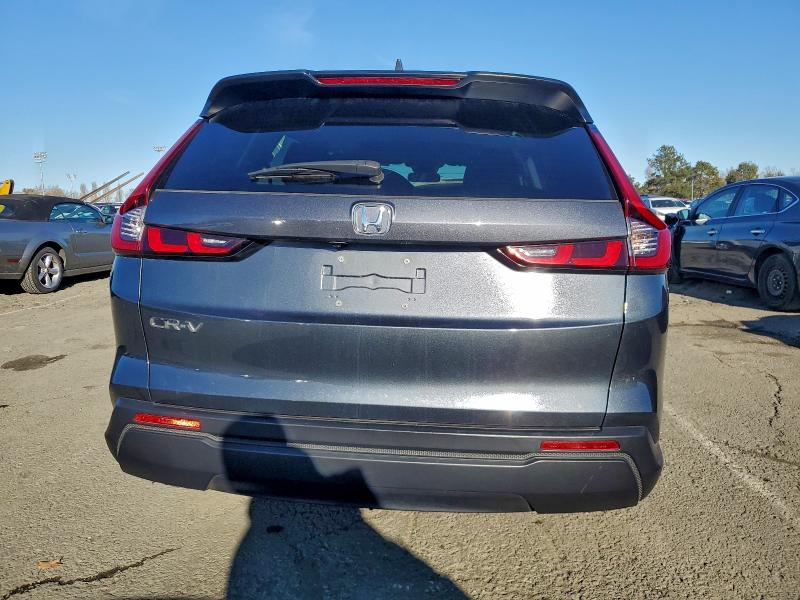 Photo 6 from auction – 2023 HONDA CR-V EX with VIN 7FARS3H43PE004229