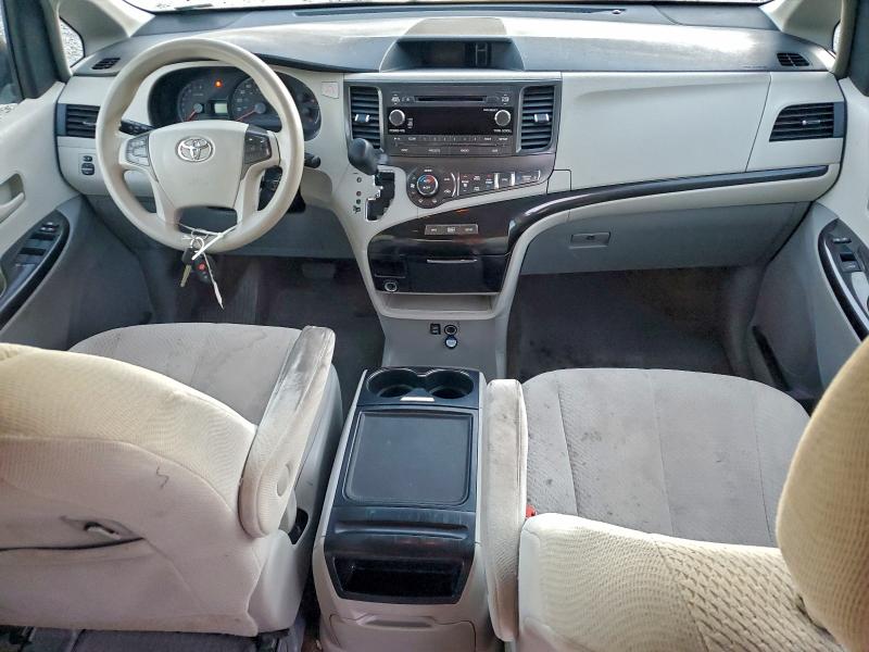 Photo 8 from auction – 2013 TOYOTA SIENNA LE with VIN 5TDKK3DC3DS288074