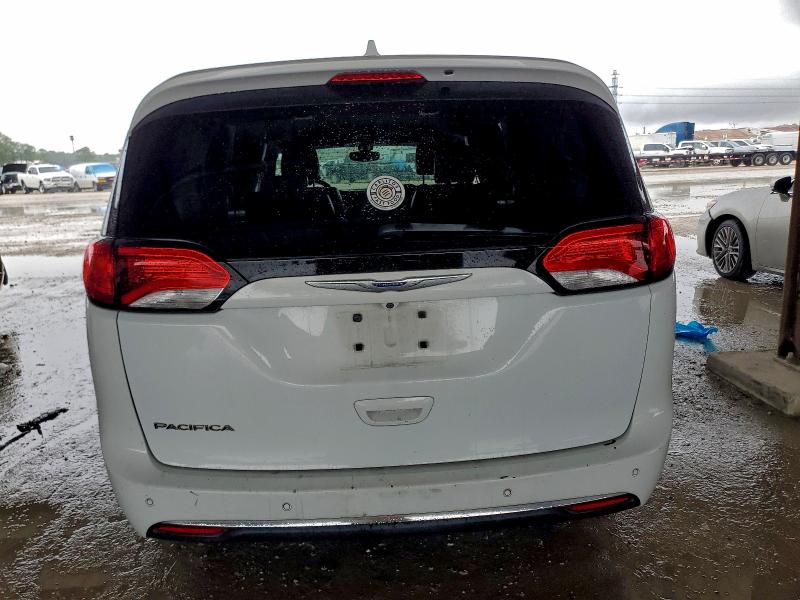 Photo 6 from auction – 2018 CHRYSLER PACIFICA T with VIN 2C4RC1EG6JR188427