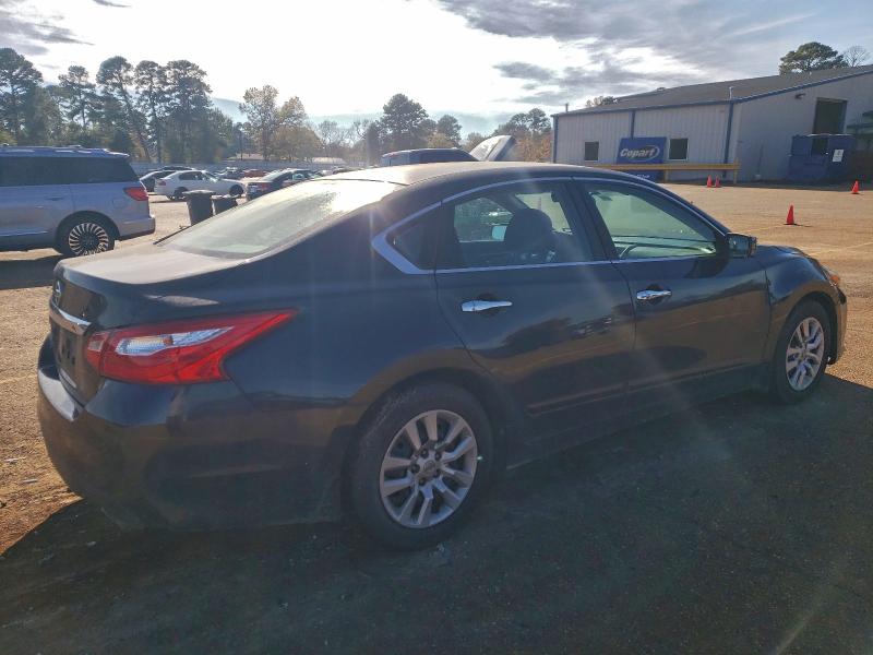 Photo 3 from auction – 2016 NISS ALTIMA with VIN 1N4AL3AP8GN316029