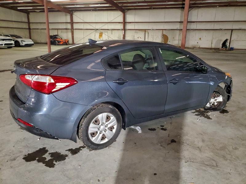 Photo 3 from auction – 2016 KIA FORTE LX with VIN KNAFK4A64G5540198