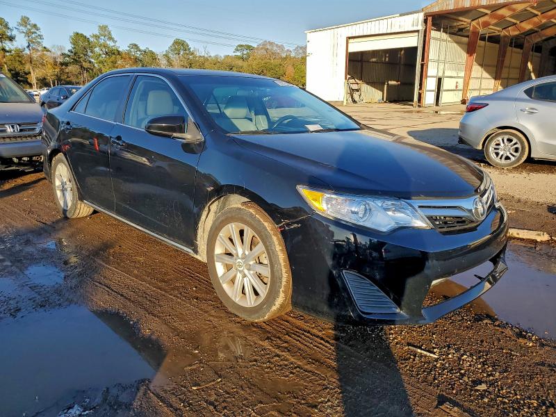 Photo 4 from auction – 2014 TOYOTA CAMRY L with VIN 4T4BF1FK9ER404521