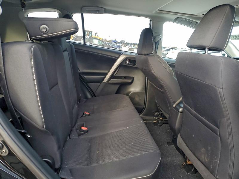 Photo 10 from auction – 2018 TOYOTA RAV4 ADVEN with VIN 2T3RFREV3JW736877