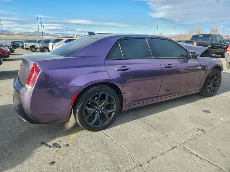Photo 3 from auction – 2021 CHRYSLER 300 with VIN 2C3CCABG4MH545841