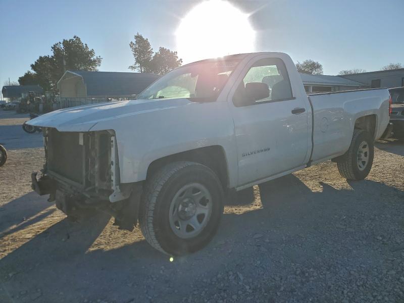 CHEVROLET SILVERADO 2018 with VIN 1GCNCNEC0JZ285101 - Photo from auction