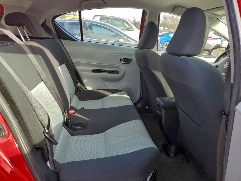 Photo 10 from auction – 2014 TOYOTA PRIUS C with VIN JTDKDTB37E1066911