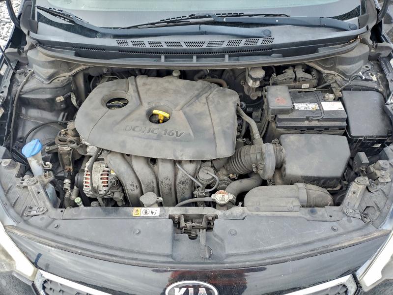 Photo 11 from auction – 2016 KIA FORTE LX with VIN KNAFK4A69G5559863