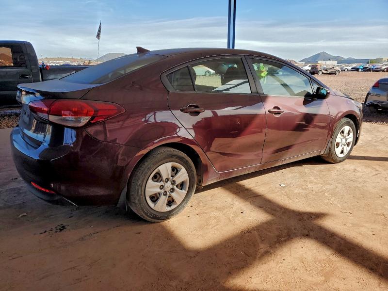 Photo 3 from auction – 2017 KIA FORTE LX with VIN 3KPFK4A72HE040705