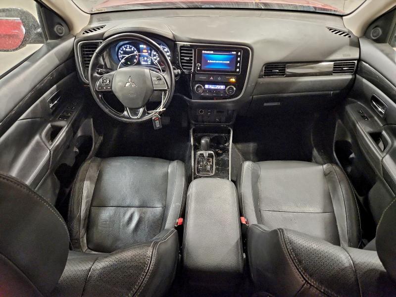 Photo 8 from auction – 2018 MITSUBISHI OUTLANDER with VIN JA4AZ3A36JZ006316