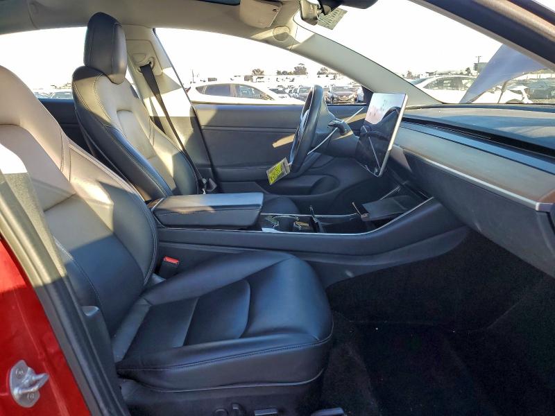 Photo 7 from auction – 2018 TESLA MODEL 3 with VIN 5YJ3E1EA9JF058181