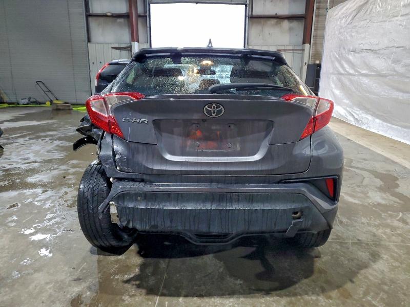 Photo 6 from auction – 2018 TOYOTA C-HR XLE with VIN NMTKHMBX4JR025175