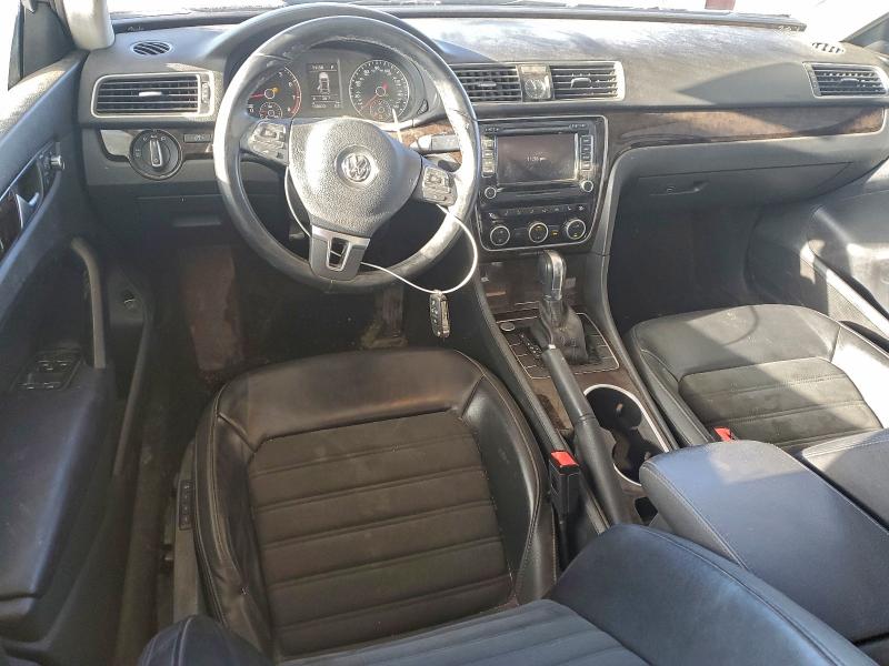 Photo 8 from auction – 2015 VOLKSWAGEN PASSAT with VIN 1VWCS7A36FC062855