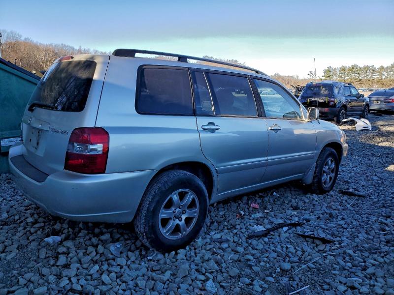 Photo 3 from auction – 2006 TOYOTA HIGHLANDER with VIN JTEEP21A060147122