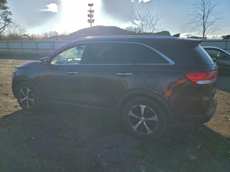 Photo 2 from auction – 2016 KIA SORENTO with VIN 5XYPH4A53GG125555
