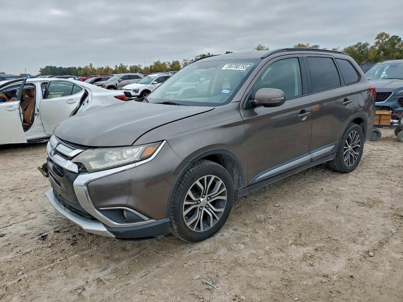 MITSUBISHI OUTLANDER 2016 with VIN JA4AD3A35GZ006122 - Photo from auction