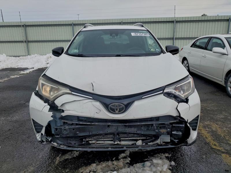 Photo 5 from auction – 2017 TOYOTA RAV4 LE with VIN 2T3BFREVXHW540236