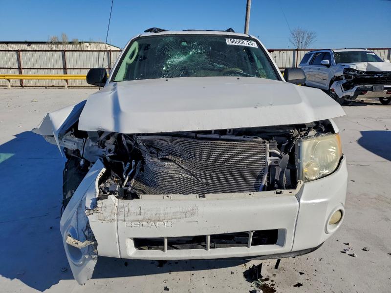 Photo 5 from auction – 2011 FORD ESCAPE XLT with VIN 1FMCU9D71BKC38150