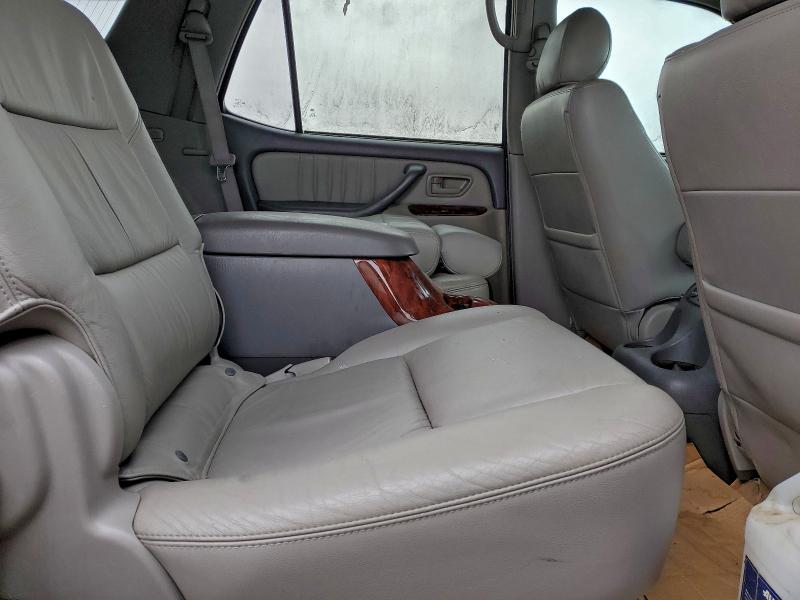 Photo 11 from auction – 2005 TOYOTA SEQUOIA LI with VIN 5TDBT48A65S243823