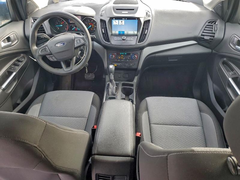 Photo 8 from auction – 2017 FORD ESCAPE SE with VIN 1FMCU0GD5HUE46056