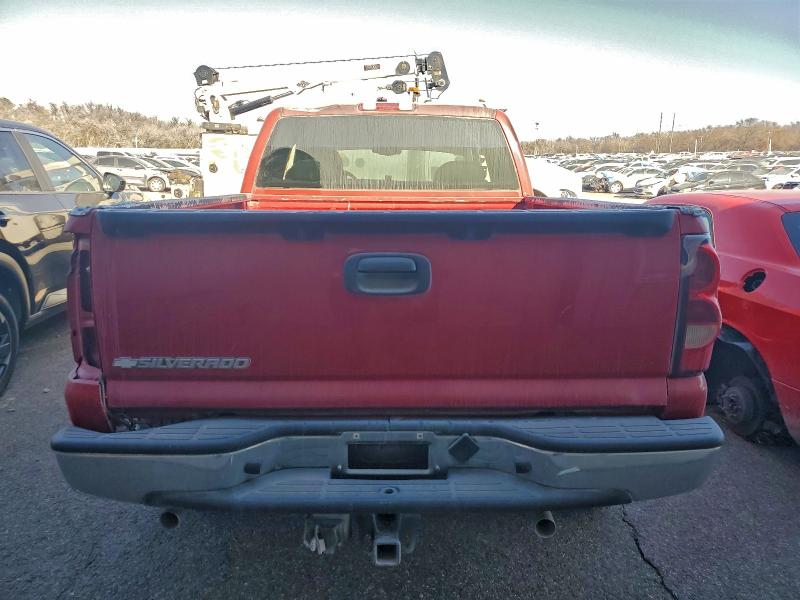 Photo 6 from auction – 2004 CHEVROLET SILVERADO with VIN 1GCEC19V04Z298715