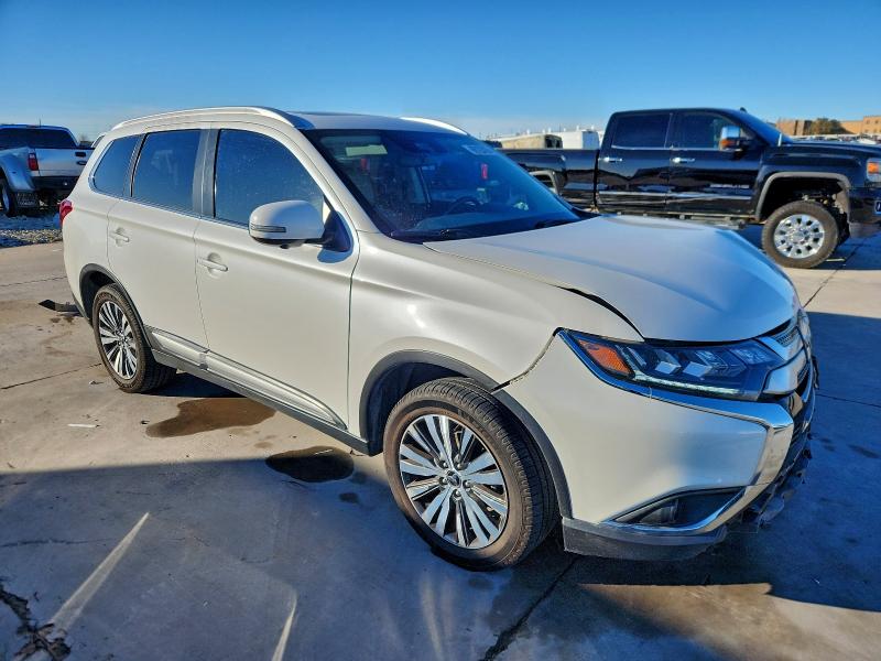 Photo 4 from auction – 2020 MITSUBISHI OUTLANDER with VIN JA4AD3A3XLZ003808