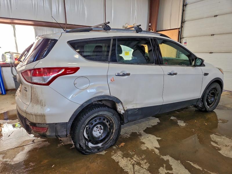 Photo 3 from auction – 2015 FORD ESCAPE SE with VIN 1FMCU9GX3FUB66549