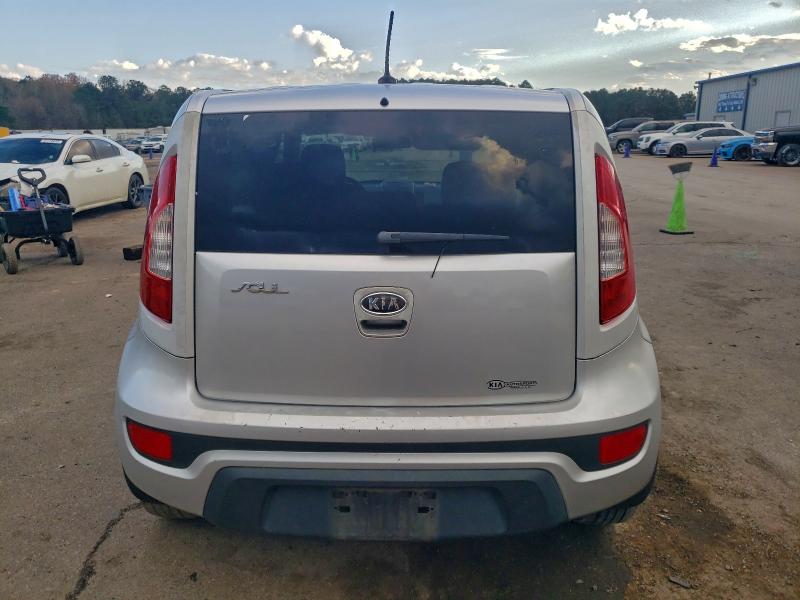 Снимка 6 от търг – 2012 KIA SOUL + с VIN KNDJT2A65C7440740