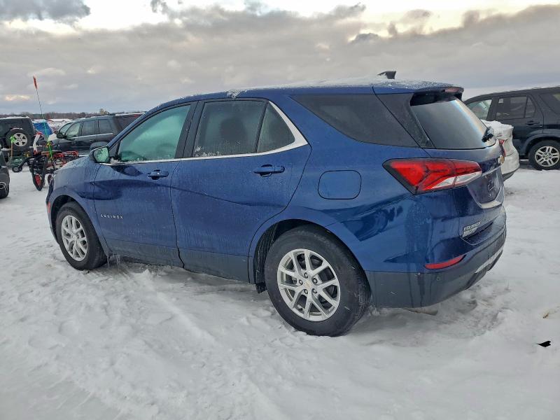 Photo 2 from auction – 2022 CHEVROLET EQUINOX LT with VIN 3GNAXKEV8NL247333